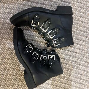 Madden Girl Ankle Boots / Size 7
